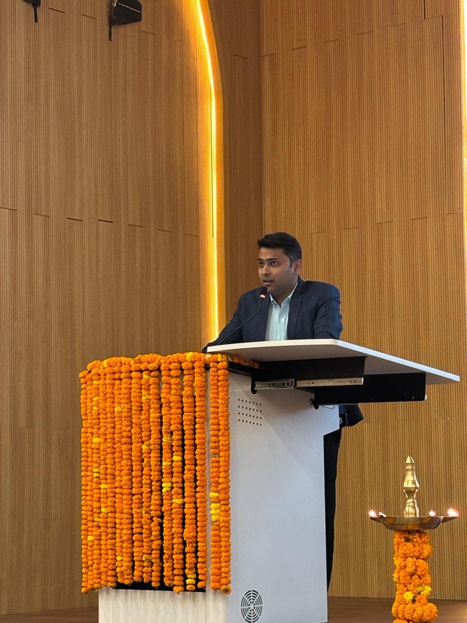 Arpit Shah - Scholar & Author
